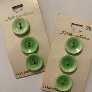 Vintage Streamline Green Buttons Set
